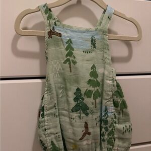NWT Angel Dear Muslin retro sunsuit mountain cabin size 6-12 months